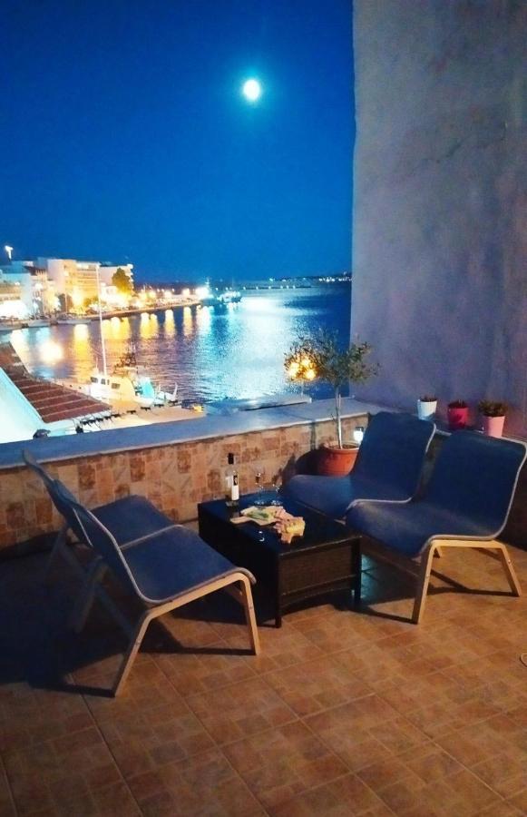 Апартаменты Havenly Loft Митилини Экстерьер фото